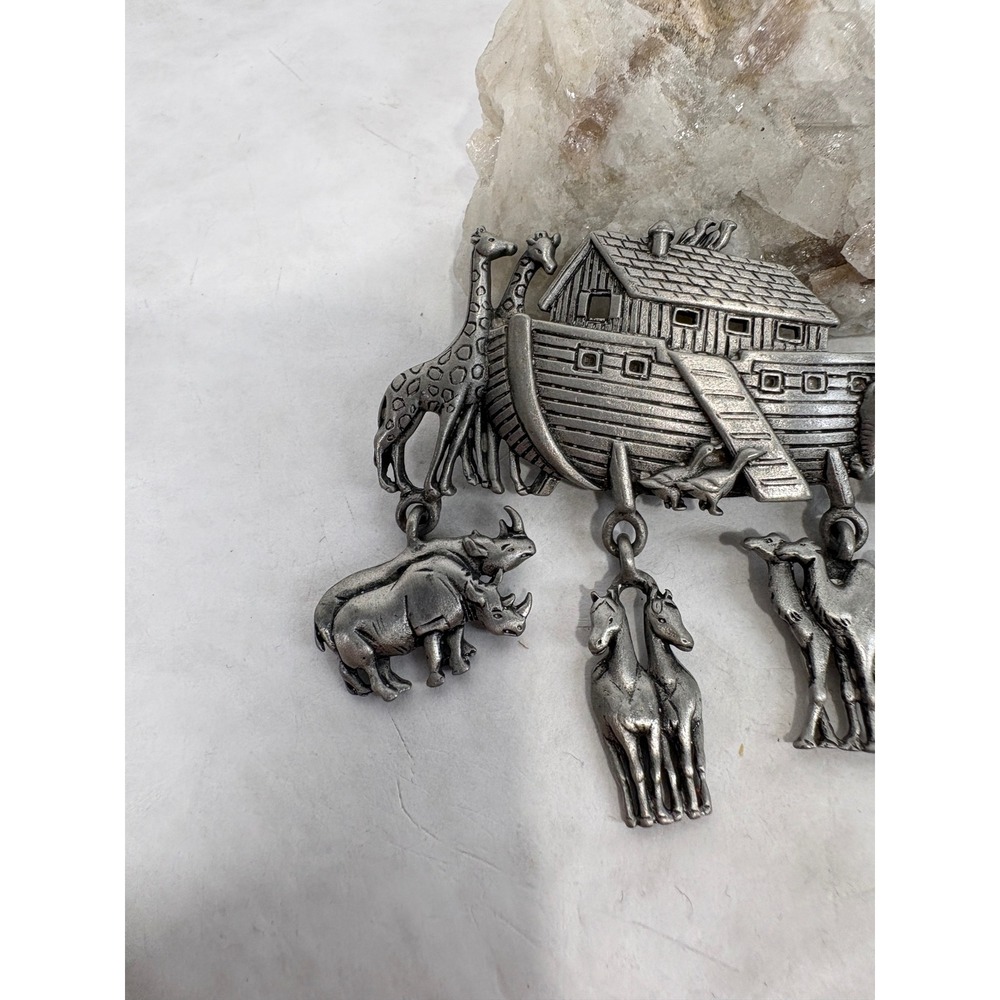JJ Jonette Noahs Ark Brooch Pewter Tone Dangling Animal Charms Vintage Pin - Picture 2 of 6